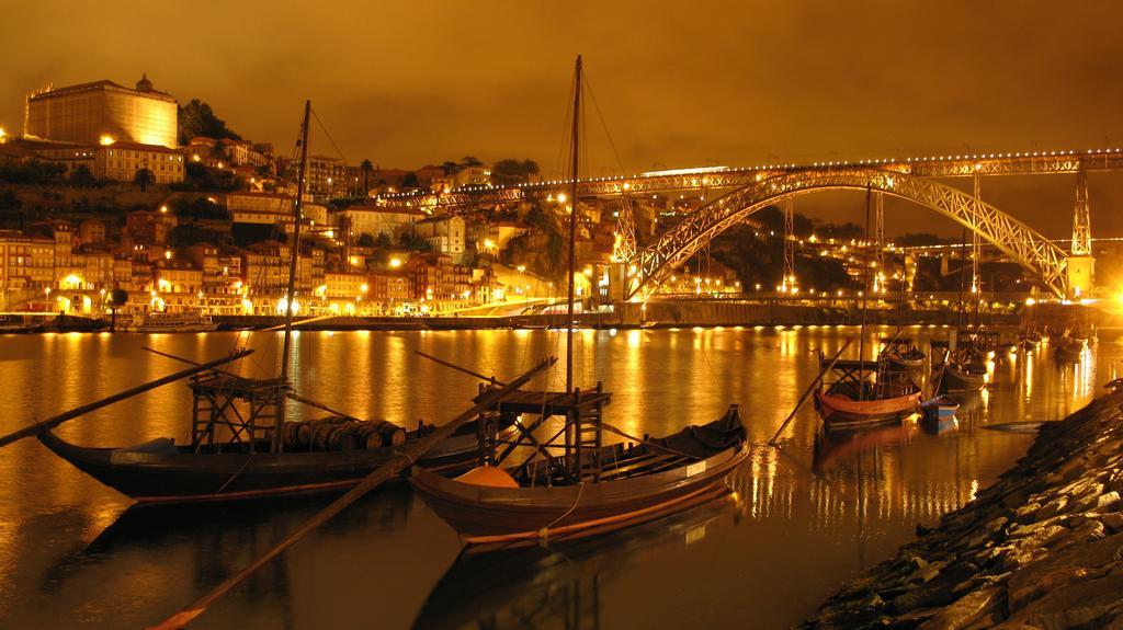 Lighthouse Apartment Porto Pokoj fotografie